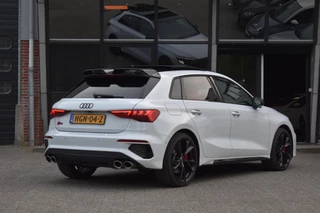 Audi A3 Audi A3 Sportback 2.0 TFSI S3 quattro Keyles Pano Sfeer ACC Camera - afbeelding nr 7