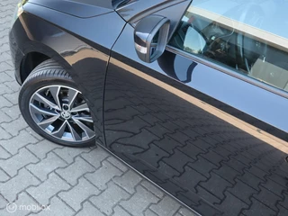 Škoda Fabia Skoda Fabia Combi 1.2 TSI 90PK Edition Navi Stoelv DonkerGlas Pdc - afbeelding nr 38
