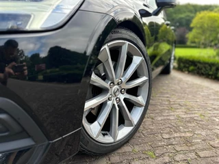 Volvo V60 Volvo V60 2.0 T4 | AutoPilot | Bliss | Camera | All Seasons | Garantie | - afbeelding nr 2