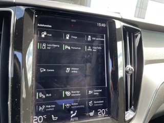 Volvo XC60 Volvo XC60 2.0 T6 Plug-in hybrid 340 pk AWD R-Design Trekhaak Panoramadak Camera Bliss Full Led Koplampen Harman Kardon Audio Stoel+ stuur + voorruitverwarming  1e Eigenaar Pine Grey Metallic - afbeelding nr 44
