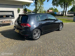 Volkswagen Golf Volkswagen Golf 1.2 TSI Highline R-Line DSG 2015 Nieuwe APK! - afbeelding nr 6