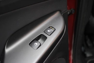 Hyundai Kona Hyundai Kona Electric Premium 64 kWh - Carplay, Camera, Leer, Stoelverw. - afbeelding nr 9