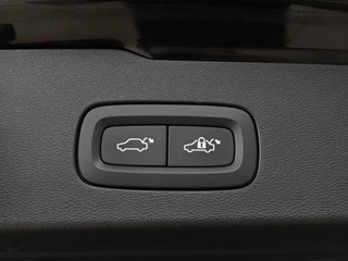 Volvo V60 Volvo V60 2.0 T8 Recharge AWD R-Design | Trekhaak |  Stoelverwarming | Camera | Harman/Kardon | Adaptive cruise | Memory | Carplay | Navigatie | 19'' lichtmetalen velgen - afbeelding nr 32