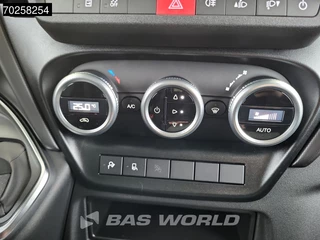 Iveco Daily Iveco Daily 35C21 3.0L Automaat 2025 Black Edition model Dubbellucht L2H2 LED ACC CarPlay Camera Parkeersensoren 12m3 Airco - afbeelding nr 12