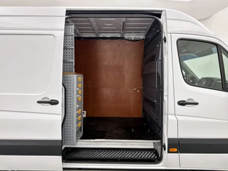 Mercedes-Benz Sprinter Mercedes-Benz Sprinter 314 2.2 CDI L2H2 Automaat Trekhaak Navigatie Storevan Inrichting Achteruitrijcamera Cruise Control - afbeelding nr 17