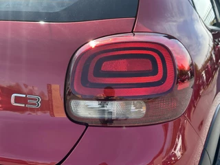 Citroën C3 Citroen C3 1.2 PureTech S&S Shine 2e Eigenaar,Apple Carplay,Cruise,Clima,Trekhaak,Camera,Dealer Onderhouden,N.A.P,110pk,APK tot 03-2026 - afbeelding nr 33