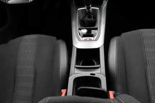 Peugeot 308 Peugeot 308 SW 1.2 Allure Pack*ACC*ECC*NAVI*CARPLAY*CAMERA*KEYLES - afbeelding nr 46