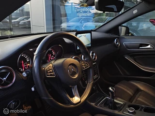 Mercedes-Benz A-Klasse Mercedes A-klasse 180 AMG Line Camera/Stoelverwarming - afbeelding nr 24