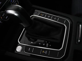 Volkswagen Passat Volkswagen Passat 1.4 TSI PHEV GTE Business | Adaptive cruise |  Camera | Carplay | Stoelverwarming | Massage | Navigatie | Full LED - afbeelding nr 20
