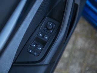 Škoda Octavia | Matrix LED | Lodge Interieur | Chrome pakket | Stoel-, Stuur- & voorruitverwarming | Navi 13inch | Wireless App-connect | El. achterklep m.sensor | ACC | Winterpakket - afbeelding nr 23