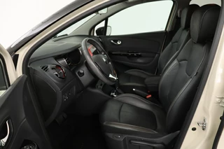 Renault Captur Renault Captur 1.2 TCe Xmod | 1e eigenaar | Automaat | Leder |  Stoelverwarming | Camera | Trekhaak | Navigatie | Keyless | Climate control - afbeelding nr 4
