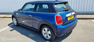 MINI Cooper Mini 1.5 Cooper Business 3drs/136pk/navigatie/clima/etc - afbeelding nr 8