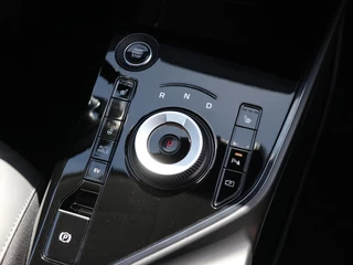Kia Niro Kia Niro 1.6 GDi PHEV DynamicPlusLine I Schuifdak I Navi I Dodehoekdetect - afbeelding nr 13