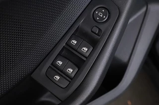 BMW 1 Serie BMW 1-serie 118i Sport Black Edition Navi Cruise CarPlay NAP - afbeelding nr 19