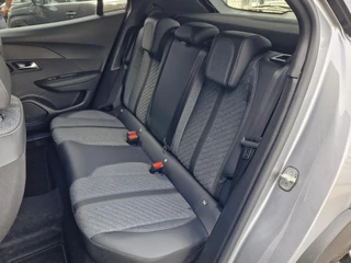 Peugeot 2008 Peugeot 2008 1.2 PureTech 130PK aut. Allure - afbeelding nr 19