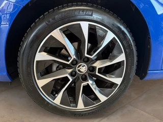 Škoda Fabia Škoda Fabia Combi 1.0 TSI Business Edition | navigatie - afbeelding nr 16