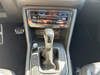 Volkswagen Tiguan Volkswagen Tiguan 1.5 TSI R-Line | Pano | Adaptive | IQ Light | Garantie | - afbeelding nr 12