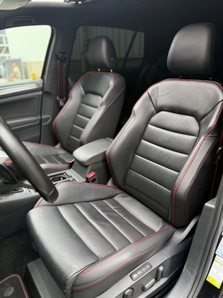 Volkswagen Golf Volkswagen Golf 2.0 TSI GTI TCR|PANO|AKRA|DYNAUDIO|MEMORY|BEARLOCK - afbeelding nr 44