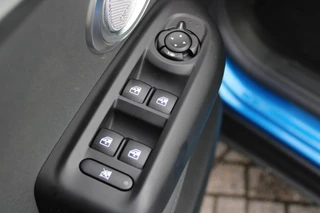 Alfa Romeo Tonale Alfa Romeo Tonale 1.5T 160PK AUTOMAAT Hybrid Ti | NIEUWE AUTO! | ELEKTRISCH BEDIENBARE VOORSTOELEN MET GEHEUGENFUNCTIE | HARMAN EN KARDON AUDIO | FULL LED KOPLAMPEN | 18