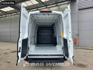 Iveco Daily Iveco Daily 35S18 3.0L Automaat L2H2 2025model ACC Navi Parkeersensoren L2 12m3 Airco - afbeelding nr 6