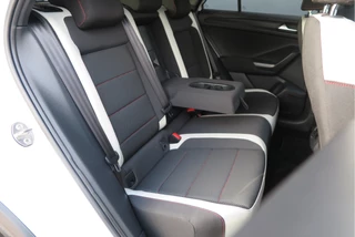 Volkswagen T-Roc Volkswagen T-Roc 2.0 TSI 190pk DSG 4Motion Sport , Virtual cockpit , Led verlichting, Trekhaak (afneembaar), Navigatie, Stoelverwarming,Achteruitrijcamera etc. Nieuwe APK - afbeelding nr 40