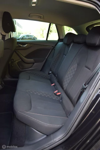 Škoda Scala Skoda Scala 1.0 TSI Ambition Apple Carplay / Android Auto Parkeersensoren - afbeelding nr 14