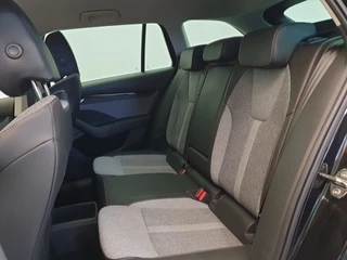 Škoda Octavia Škoda Octavia Combi 1.5 TSI MHEV 115pk DSG/AUT Business Edition Camera, Winterpakket, Keyless - afbeelding nr 27