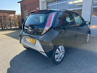 Toyota Aygo - afbeelding nr 2