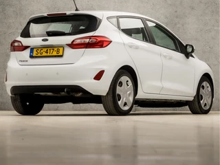 Ford Fiesta (APPLE CARPLAY, GROOT NAVI, PARKEERSENSOREN, SPORTSTOELEN, CRUISE, LANE ASSIST, DAB+, NIEUWSTAAT) - afbeelding nr 5