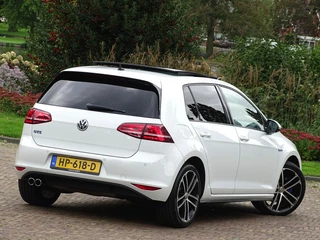 Volkswagen Golf Volkswagen Golf TSI GTE 204PK DSG / RNS / R-line / LED *NAP* - afbeelding nr 9