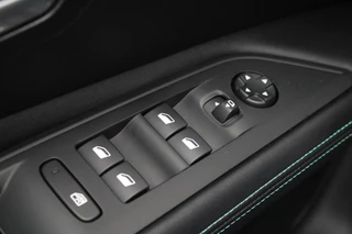 Peugeot 3008 Peugeot 3008 1.6 Hybrid 225PK Allure | Camera | Blind Spot - afbeelding nr 35