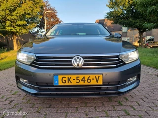 Volkswagen Passat Volkswagen Passat Variant 1.6 TDI Business Edition +Carplay - afbeelding nr 15