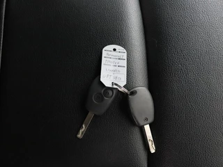 Renault Trafic | Leder | Navigatie | Trekhaak | Betimmering - afbeelding nr 5