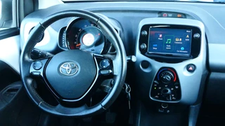 Toyota Aygo Toyota Aygo 1.0 VVT-i x-play |Carplay|Camera! - afbeelding nr 3