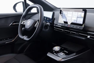 MG MG4 MG MG4 Electric Luxury 64 kWh | Full LED | Half LEDER | CARPLAY ✅ 1e Eigenaar - afbeelding nr 3