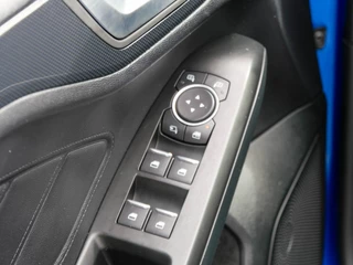 Ford Focus Ford Focus 1.0 EcoBoost ST Line Business | CAMERA | NAVIGATIE | WINTERPACK | - afbeelding nr 17