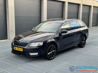 Škoda Octavia Skoda Octavia Combi 1.6 TDI |Pano|Camera|Stoelverw|Automaat - afbeelding nr 2