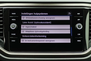 Volkswagen T-Roc Climate, ACC, Apple Carplay, Bluetooth, DAB, PDC, 16'' - afbeelding nr 36