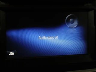 Toyota Auris Toyota Auris 1.8 Hybrid Lease | Panoramadak | Camera |  Stoelverwarming | Navigatie | Climate control | Cruise control - afbeelding nr 20