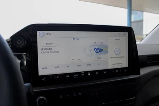 Ford E-Transit Ford E-Transit Cust. 320 L2H1 Limited 65 kWh 218pk | VOORRAAD | Inklapbare trekhaak | 17 inch lichtmetalen velgen (Carbonised Grey) | Driver Assistent Pack Premium | AGM accu | 3-fase laadkabel mode 3 32A, 10 meter | Centrale dubbele vergrendeling | Vehicle Integration System - afbeelding nr 23