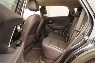 Kia e-Niro Kia e-Niro ExecutiveLine 64kWh -LEER-NAVI-ECC-CAM- - afbeelding nr 8