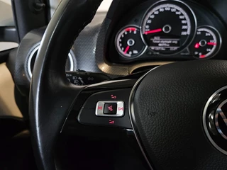 Volkswagen up! Volkswagen up! Up 1.0 / Camera / Cruise / Clima / NL Auto - afbeelding nr 36