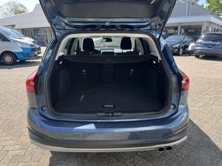 Ford Focus Ford Focus 1.0 EcoBoost Hybrid Active X 155pk | Winterpack | SYNC 4 Navigatie | 1.500kg Trekgewicht - afbeelding nr 9
