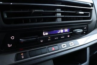 Peugeot Expert CarPlay | Navigatie | Stoelverwarming | Stuurwielverwarming | Massage | Elek. stoel | Lane Assist |  Dodehoek detector | Dubbel Cabine - afbeelding nr 25