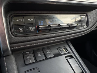 Toyota Auris Toyota Auris Touring Sports 1.8 Hybrid Lease pro HYBRID / CAMERA / PANORAMADAK / CRUISE / PDC / STOELVERW - afbeelding nr 22