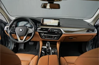 BMW 5 Serie BMW 5 Serie 530i High Ex Luxury Schuifdak Comfortstoel Navi Trekhaak Camera - afbeelding nr 2