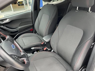 Ford Fiesta Ford Fiesta 1.0 EcoBoost ST-Line 125pk | SYNC 3 Navigatie | Trekhaak | Camera | Voorruit verwarming - afbeelding nr 23