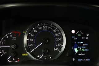 Toyota Corolla Toyota Corolla 1.8 Hybrid Business | Carplay | Camera |  Adaptive cruise | Full LED | DAB | Climate control | Bluetooth - afbeelding nr 23