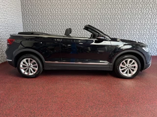 Volkswagen T-Roc Volkswagen T-Roc Cabrio TSI VIR.COCKPIT CARPLAY NAVI IQ.LED STOEL/STUUR.VERW DAB ADAP.CRUISE 05/2024 