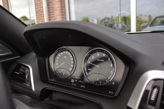 BMW 2 Serie ➡️ BMW 2-serie Cabrio 218i F23 Executive | 2e eigenaar | Origineel | Sportstoelen | Stoelverwarming | DAB | Harman-kardon | Stuurverwarming | PDC | Cruise control | Climate control | - afbeelding nr 21